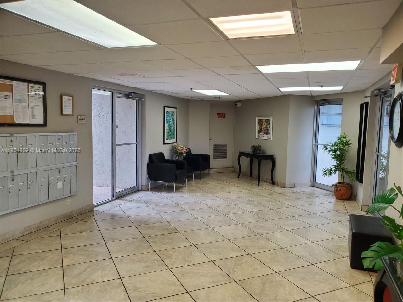 3940 Inverrary Blvd, Unit 402-A, Lauderhill, FL 33319 Photo