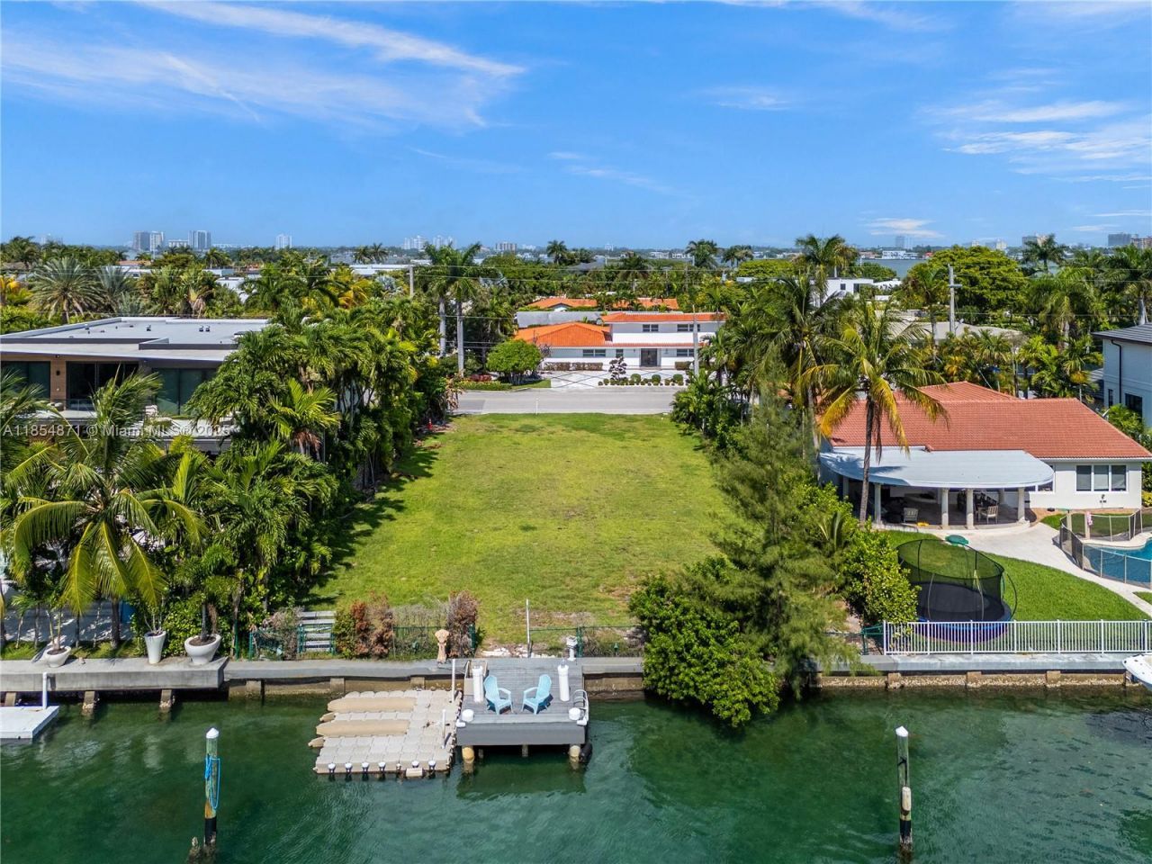 10201 E Broadview Dr, Bay Harbor Islands, FL 33154 Photo