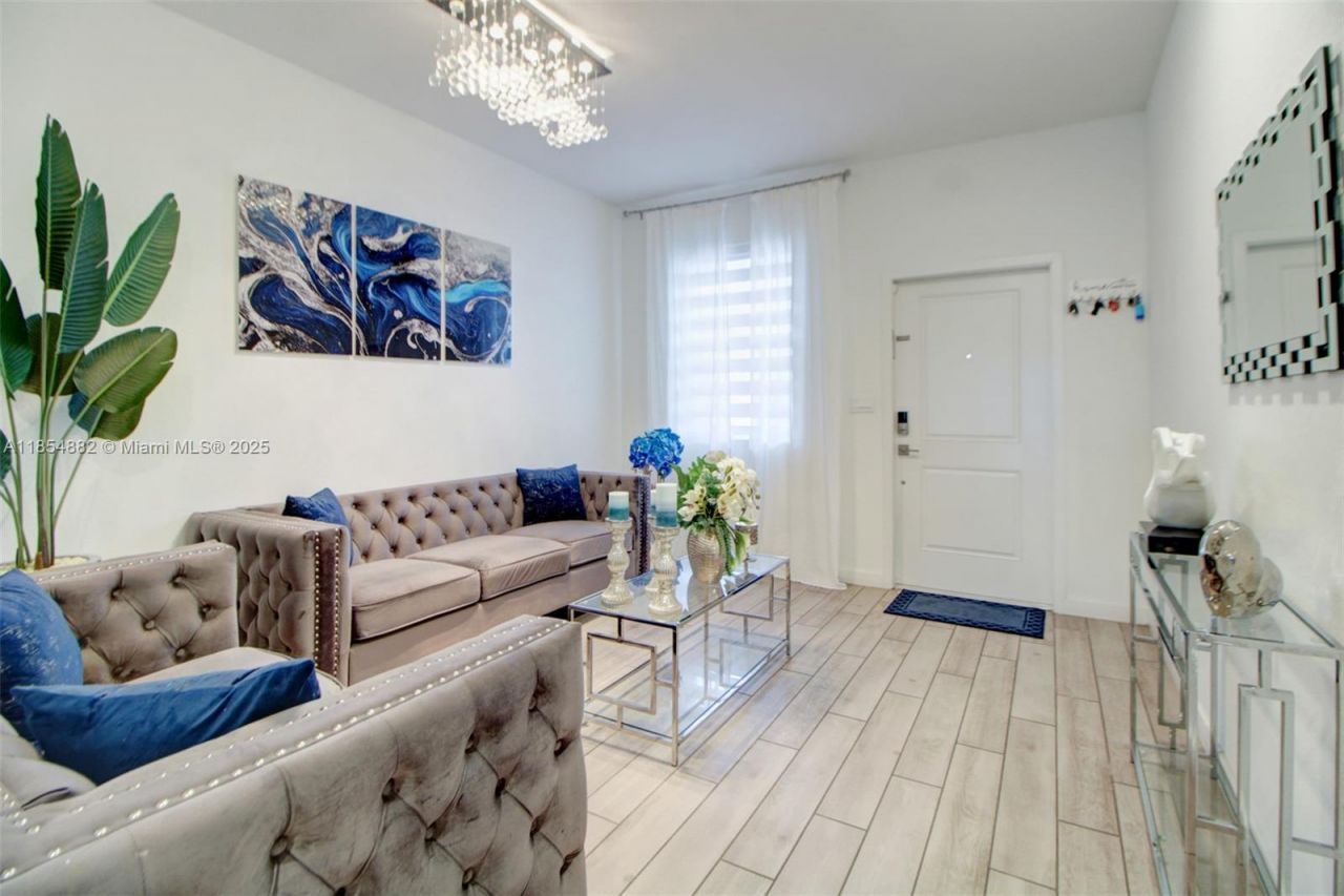 789 SE 16th Ct, Homestead, FL 33034 Photo