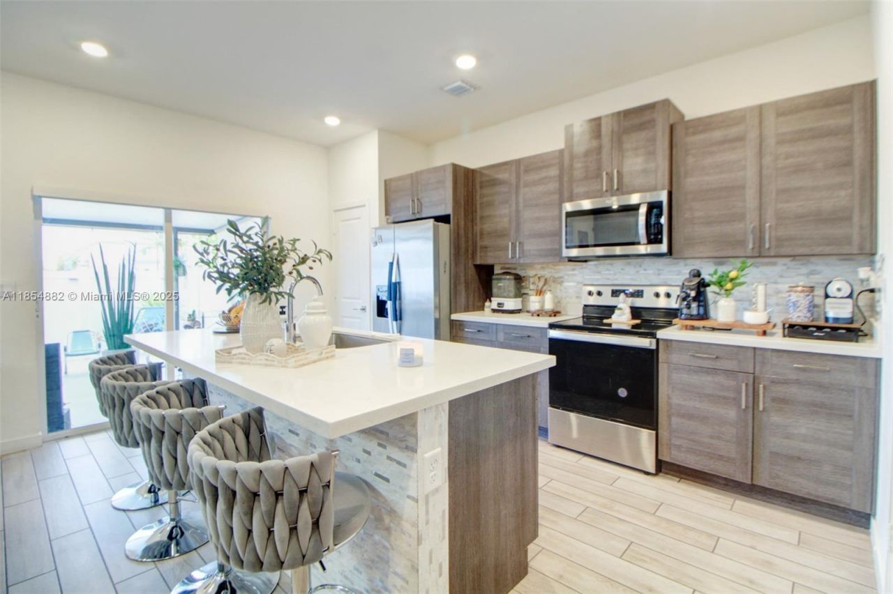 789 SE 16th Ct, Homestead, FL 33034 Photo