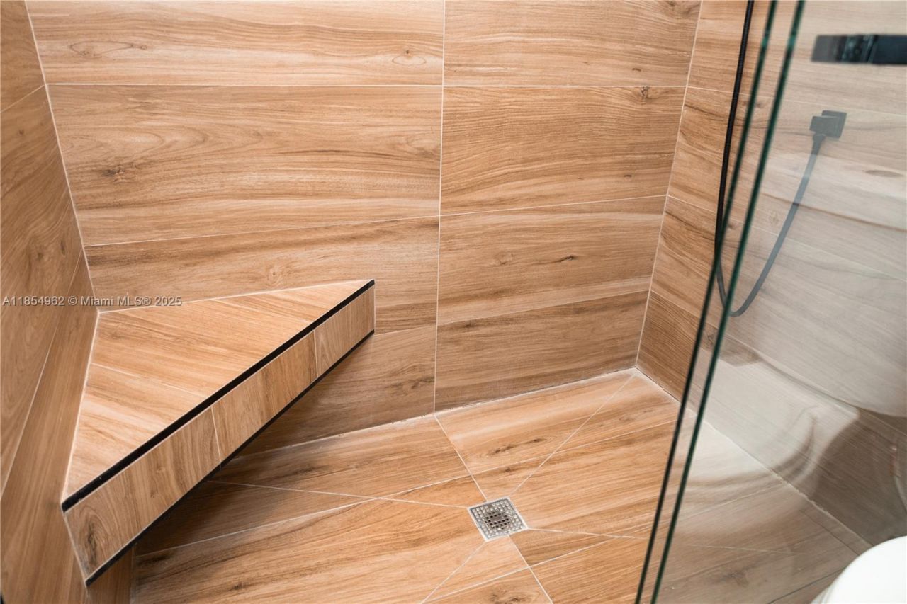 224 Meridian Ave, Unit 6, Miami Beach, FL 33139 Photo