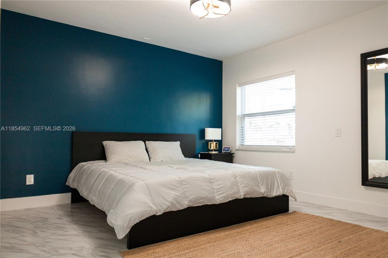 224 Meridian Ave, Unit 6, Miami Beach, FL 33139 Photo