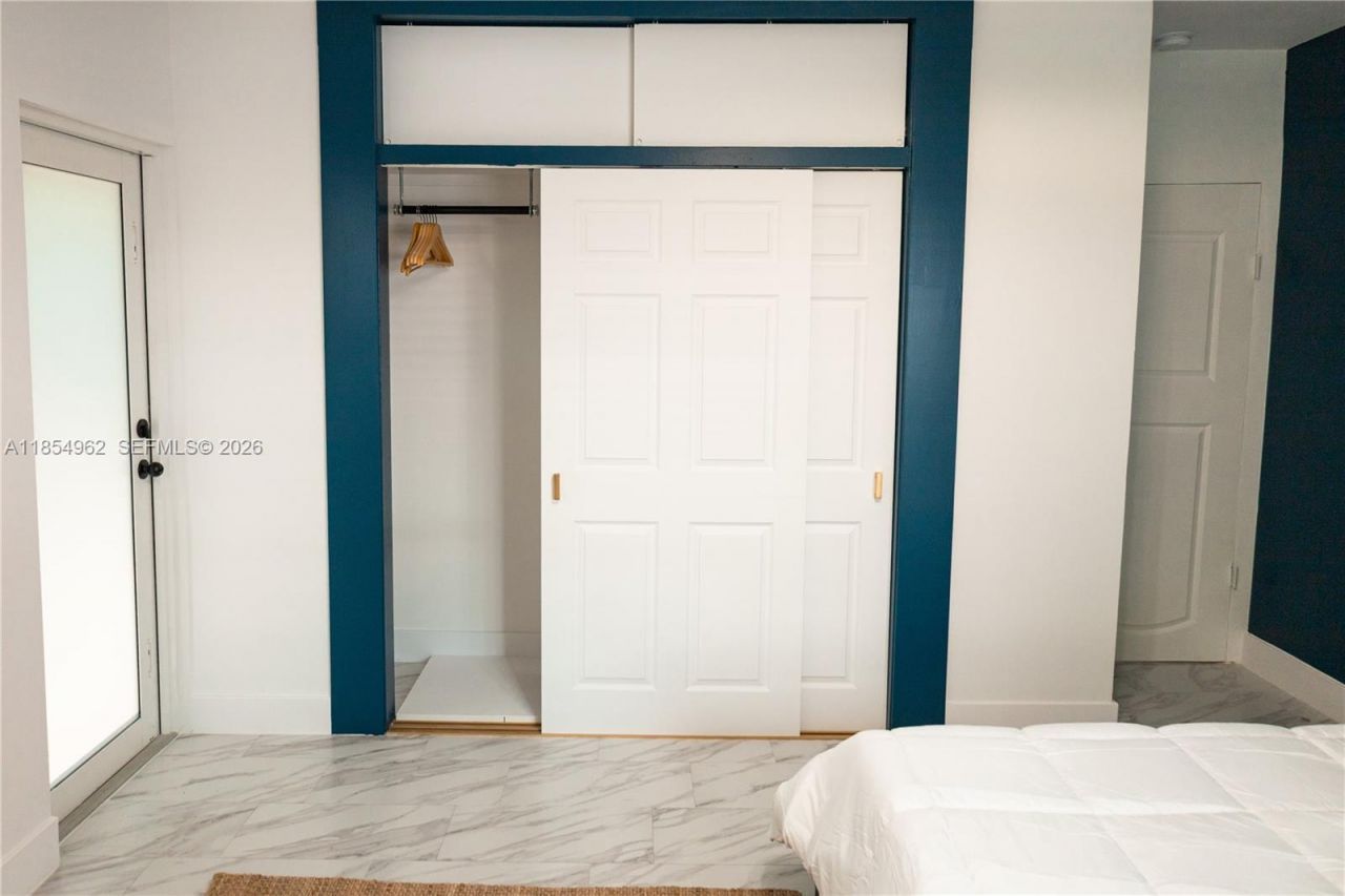 224 Meridian Ave, Unit 6, Miami Beach, FL 33139 Photo