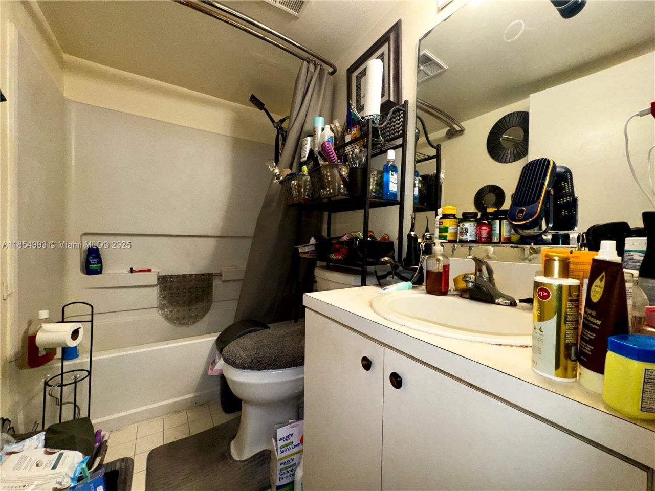 7165 NW 186th St, Unit A211, Hialeah, FL 33015 Photo