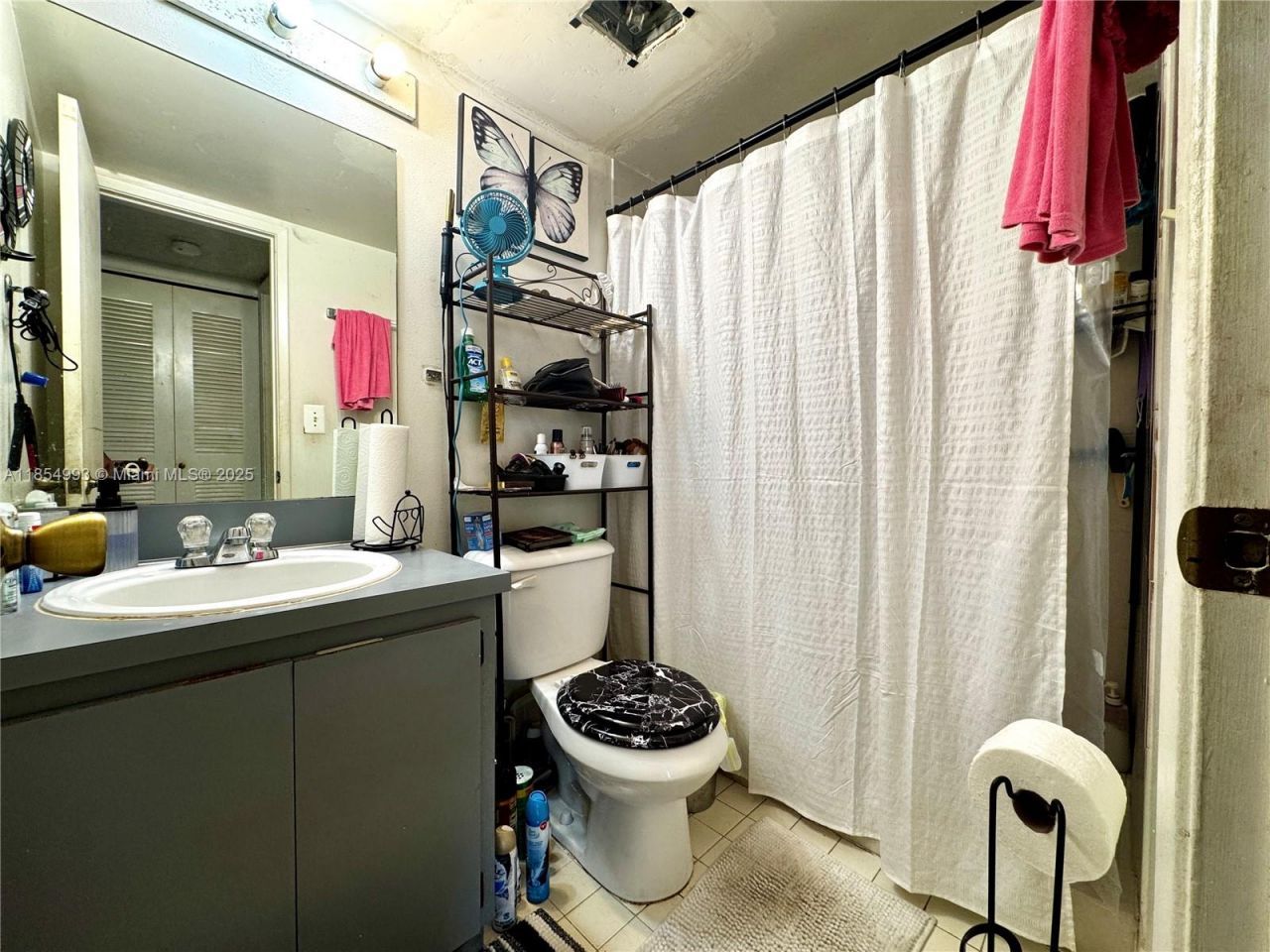 7165 NW 186th St, Unit A211, Hialeah, FL 33015 Photo