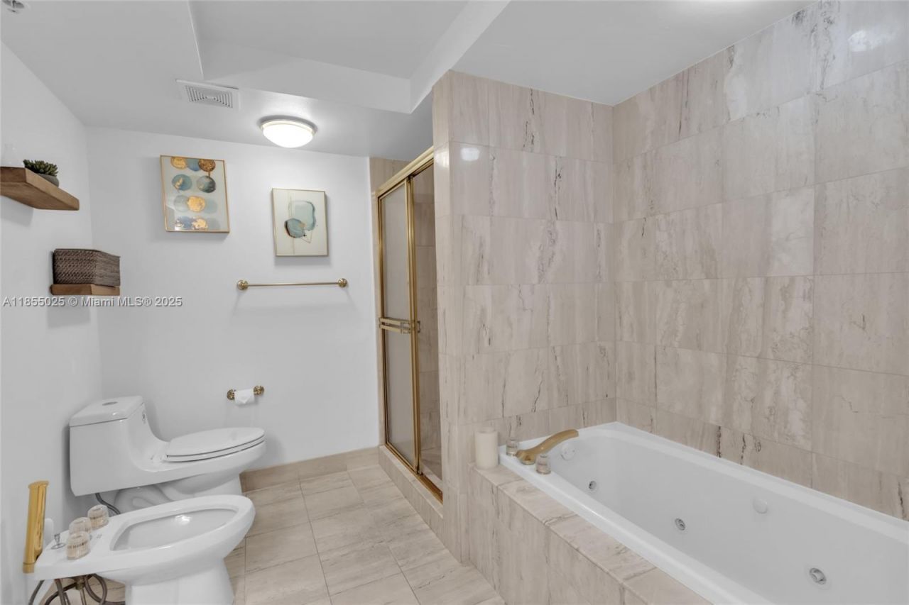 1800 Sunset Harbour Dr, Unit 1003, Miami Beach, FL 33139 Photo