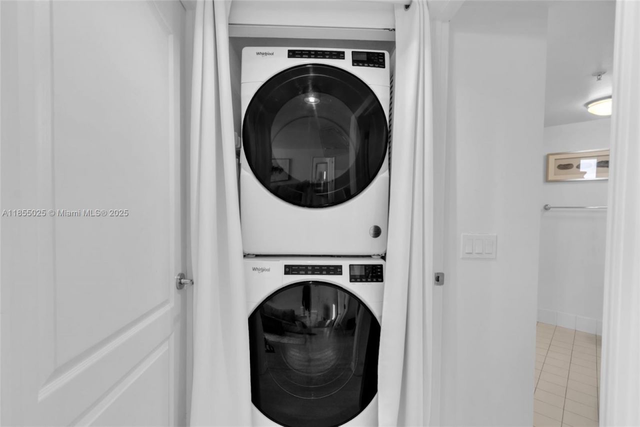 1800 Sunset Harbour Dr, Unit 1003, Miami Beach, FL 33139 Photo