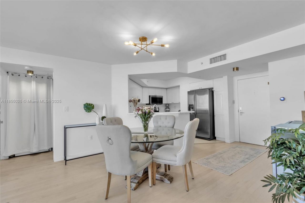 1800 Sunset Harbour Dr, Unit 1003, Miami Beach, FL 33139 Photo