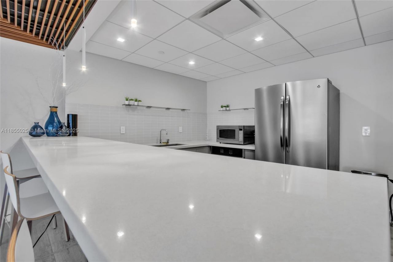 1800 Sunset Harbour Dr, Unit 1003, Miami Beach, FL 33139 Photo