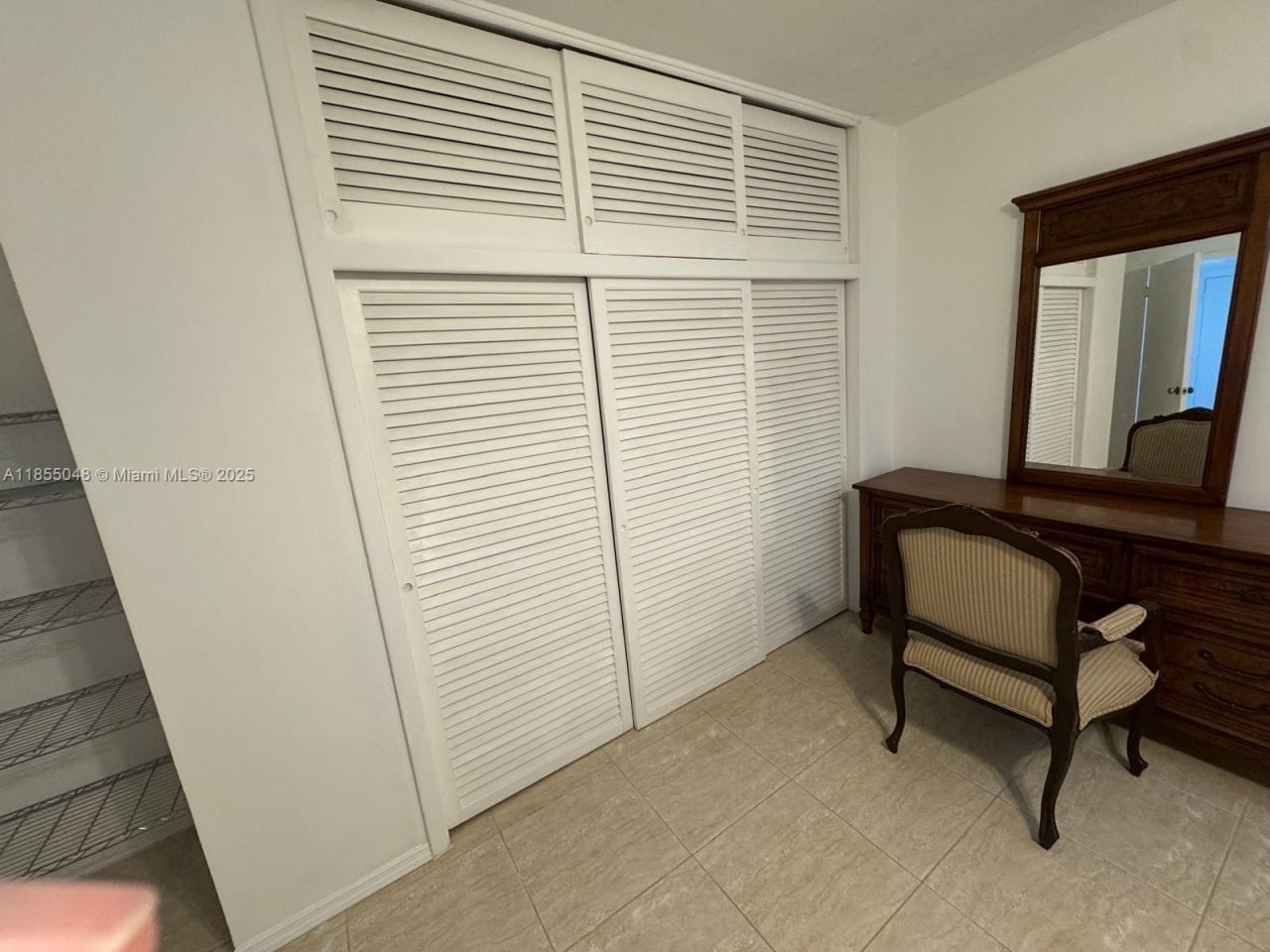 7800 Carlyle Ave., Unit 6C, Miami Beach, FL 33141 Photo