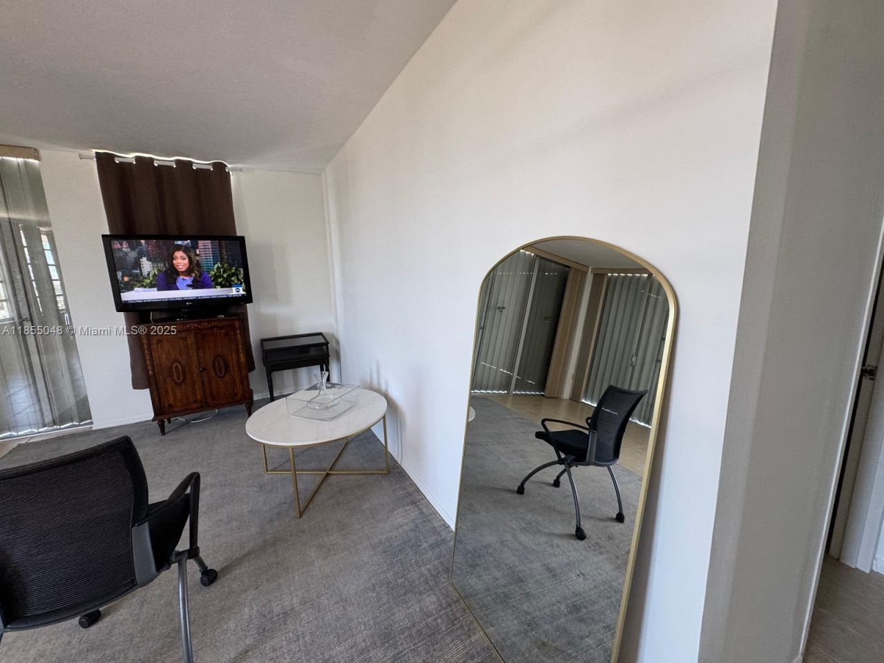 7800 Carlyle Ave., Unit 6C, Miami Beach, FL 33141 Photo