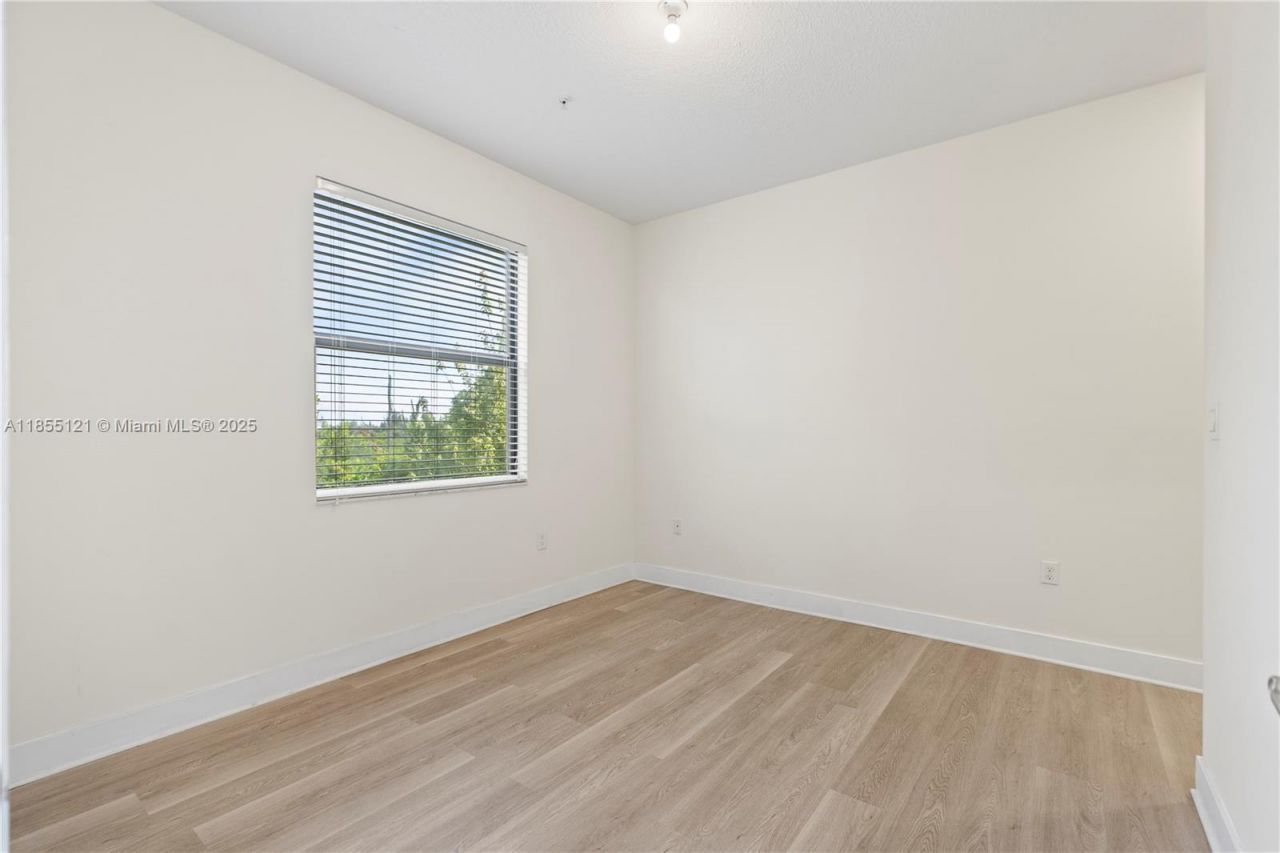 7831 NW 104th Ave, Unit 22, Doral, FL 33178 Photo