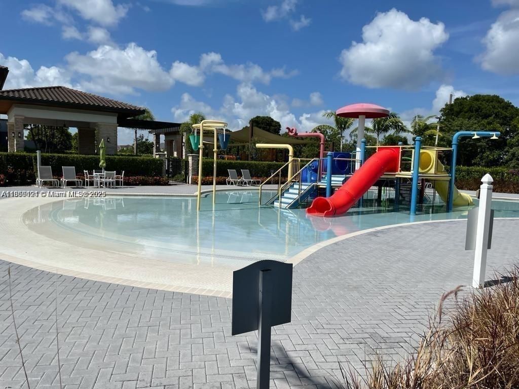 7831 NW 104th Ave, Unit 22, Doral, FL 33178 Photo