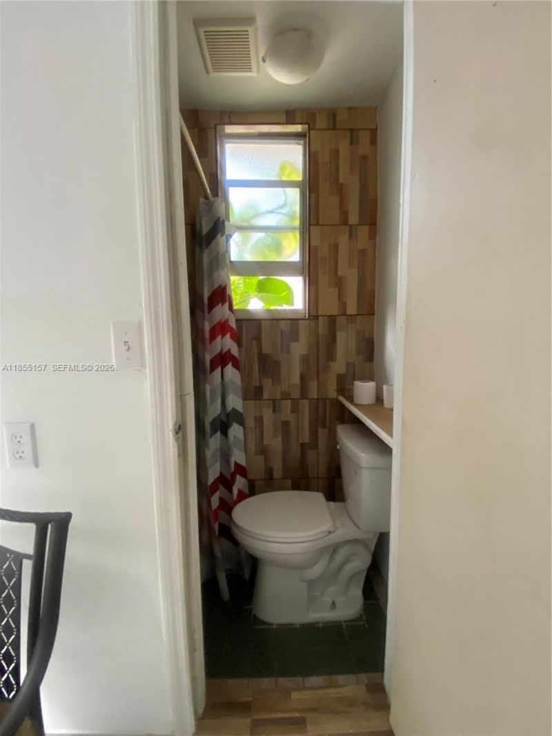 8355 NW 32nd Ave, Miami, FL 33147 Photo