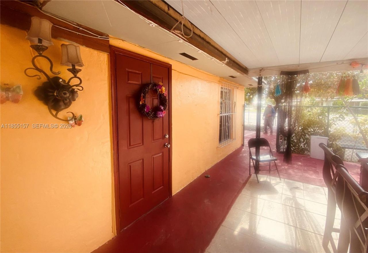 8355 NW 32nd Ave, Miami, FL 33147 Photo