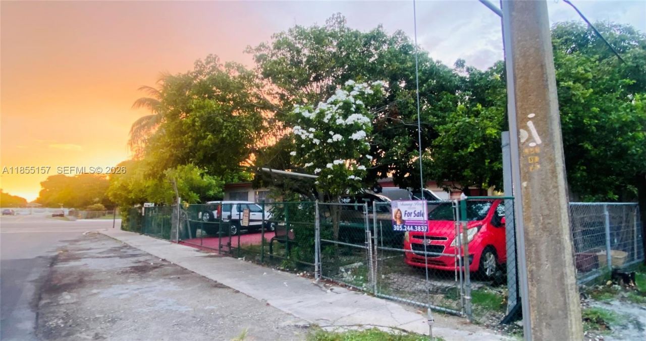 8355 NW 32nd Ave, Miami, FL 33147 Photo