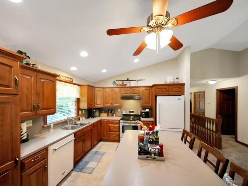 561 Glenmonte Drive, Howard, OH 43028 Photo 26