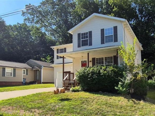 196 Olivet Avenue, Akron, OH 44319