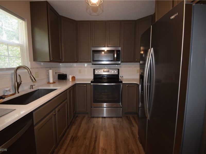 196 Olivet Avenue, Akron, OH 44319 Photo 7