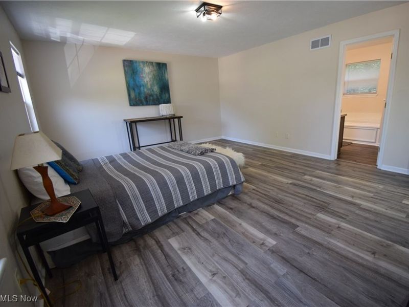 196 Olivet Avenue, Akron, OH 44319 Photo 9