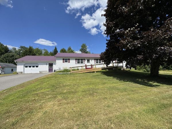 92 Athens Road, Harmony, ME 04942
