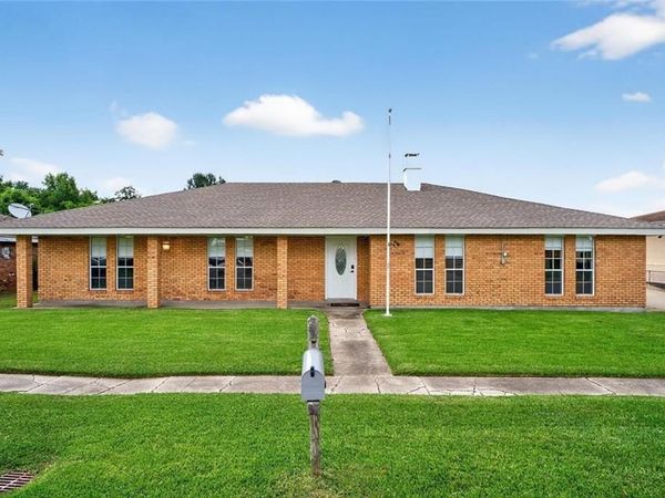 1305 ORCHID Drive, Harvey, LA 70058