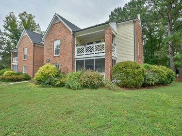 1002 Kingswood Drive, Unit H, Chapel Hill, NC 27517