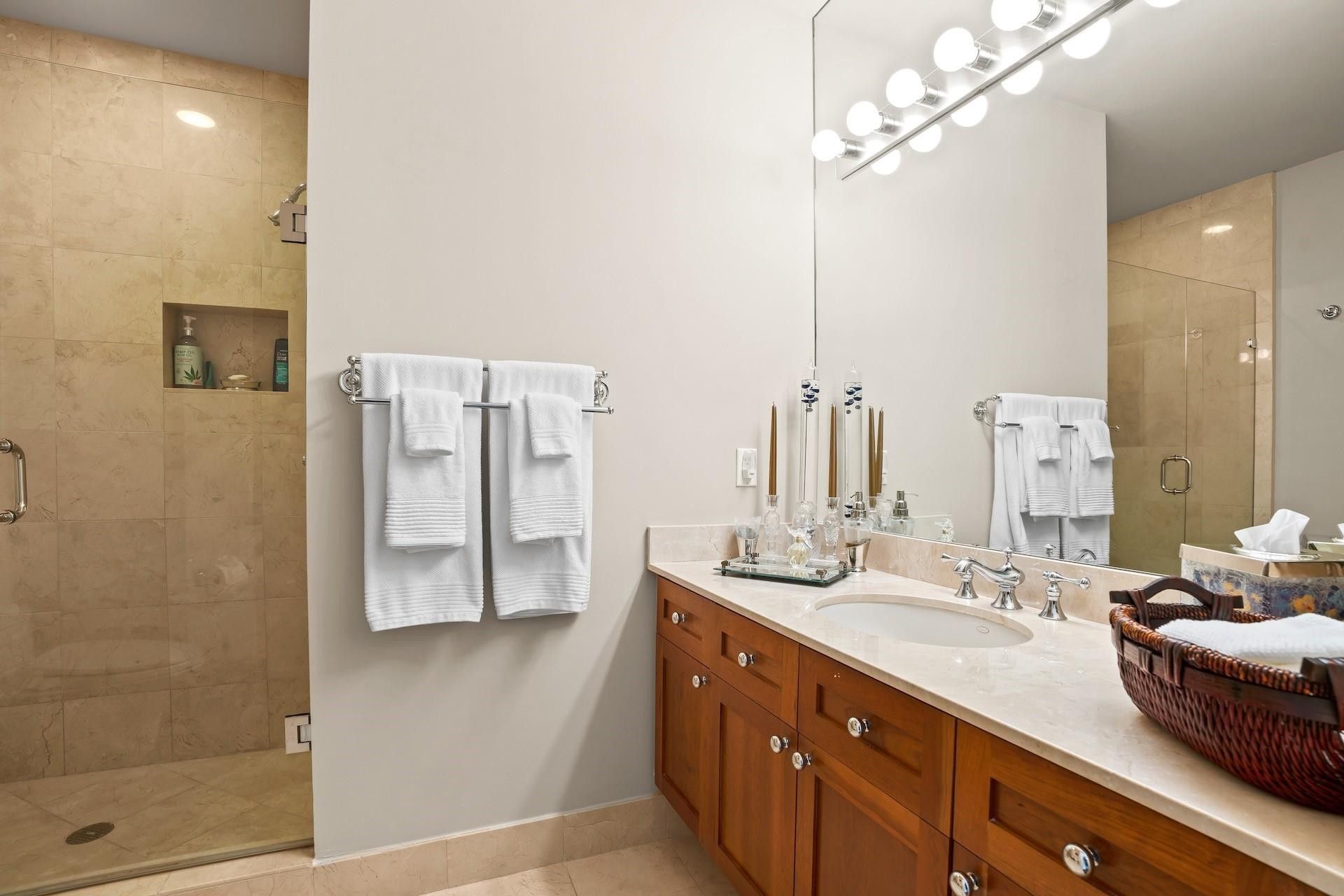 111 SE 8th Avenue, Unit 1501, Fort Lauderdale, FL 33301 Photo