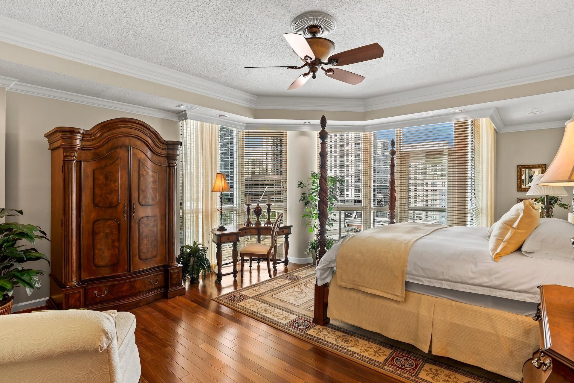 111 SE 8th Avenue, Unit 1501, Fort Lauderdale, FL 33301 Photo