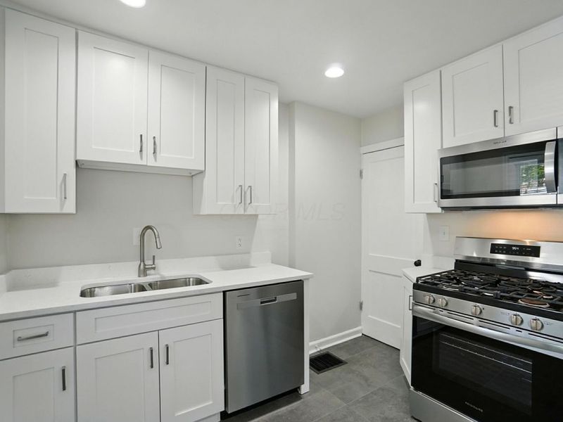 1661-1669 Ashland Avenue, Columbus, OH 43212 Photo 10