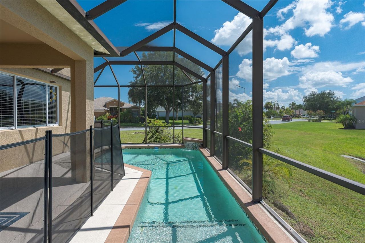 8999 Founders Circle, Palmetto, FL 34221 Photo