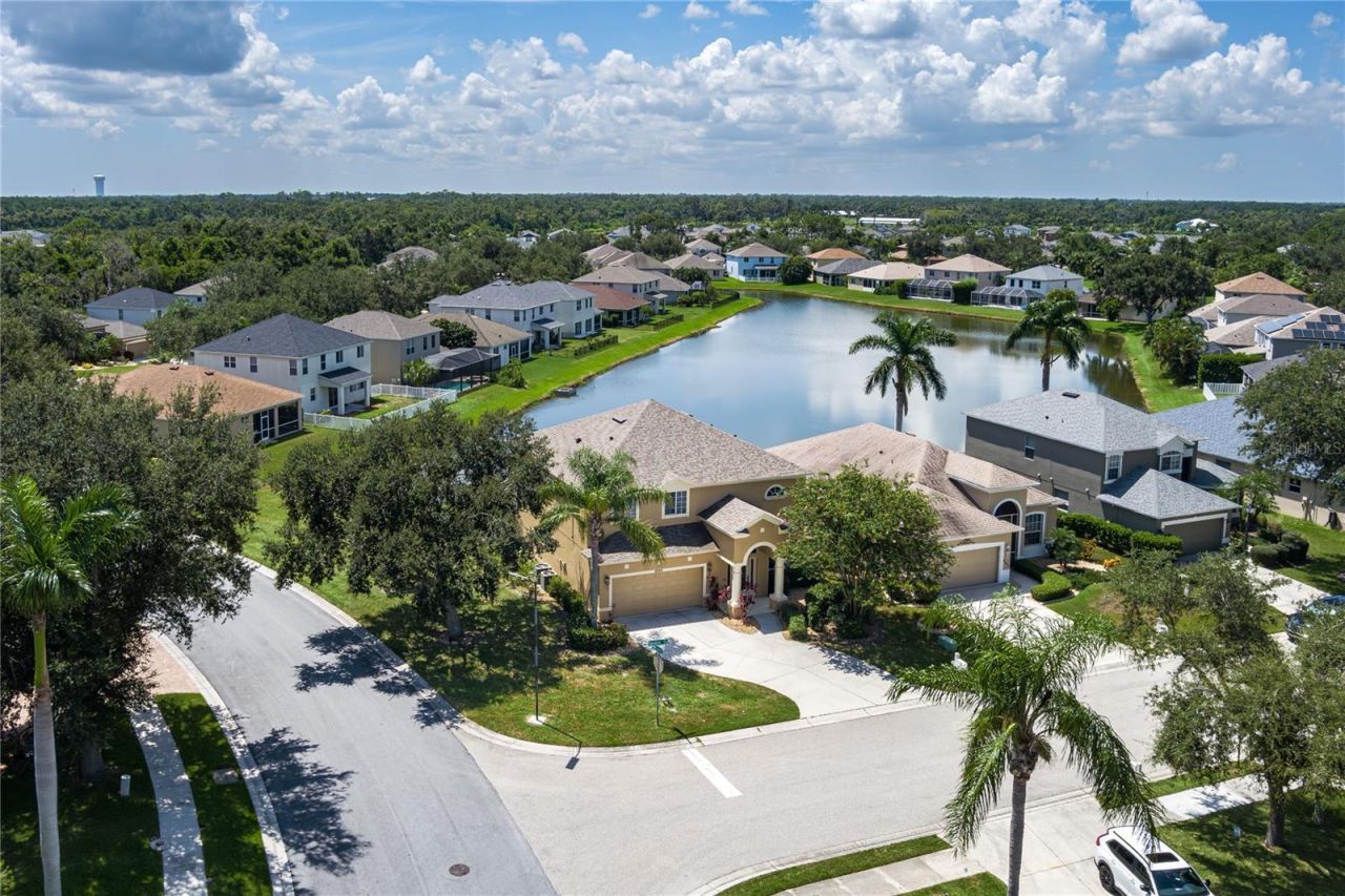 8999 Founders Circle, Palmetto, FL 34221 Photo