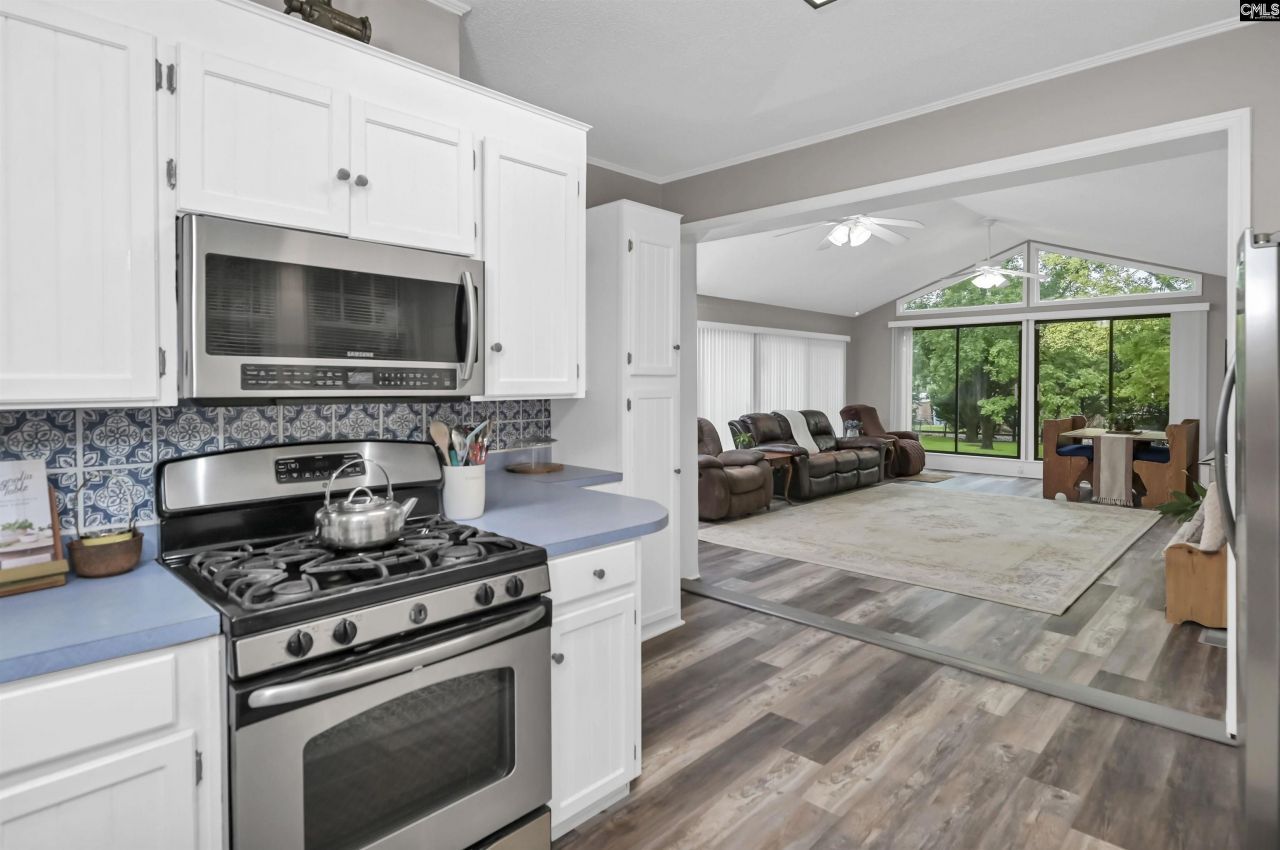 129 N Zion Street Photo 10