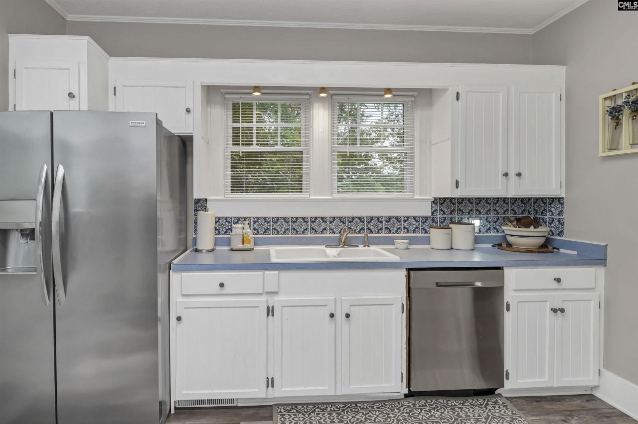 129 N Zion Street Photo 14