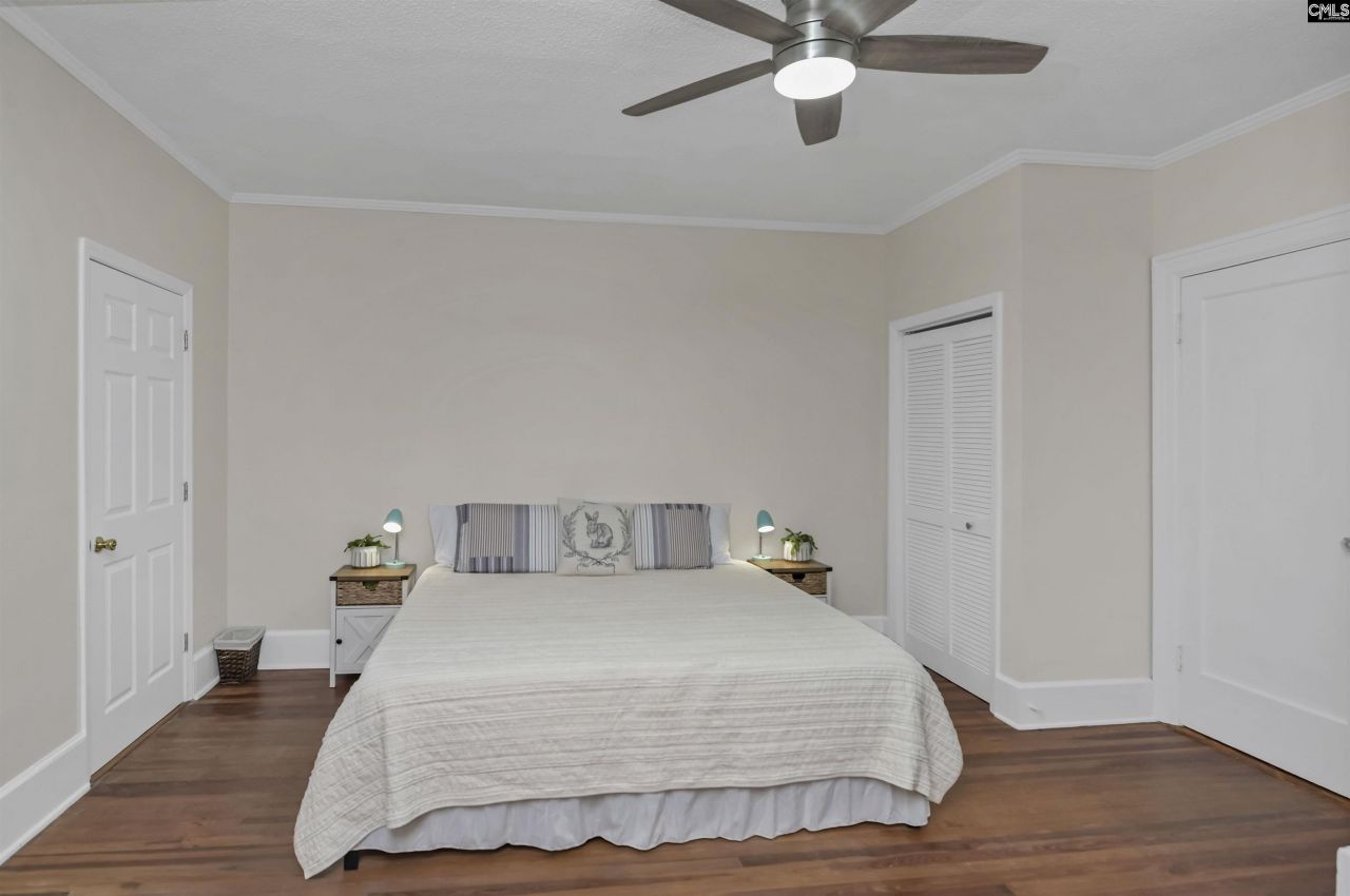 129 N Zion Street Photo 17