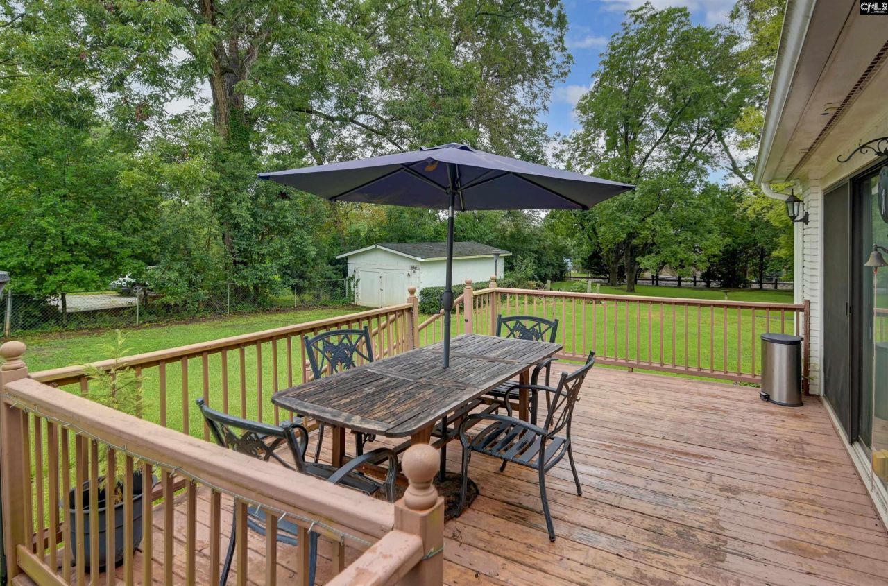 129 N Zion Street Photo 31