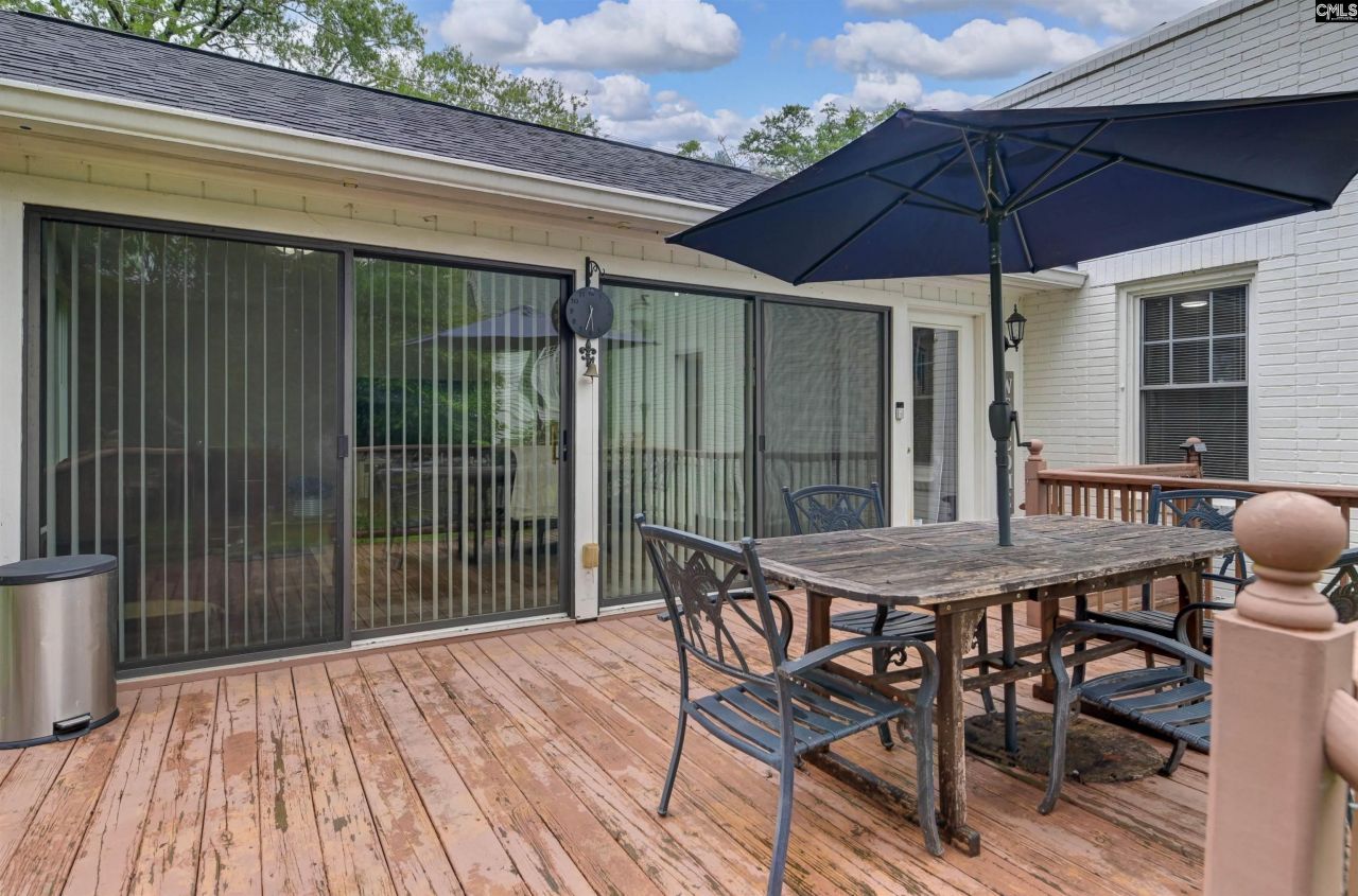 129 N Zion Street Photo 32