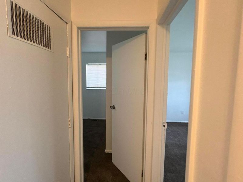 3036 Wadsworth Court, Columbus, OH 43232 Photo 11