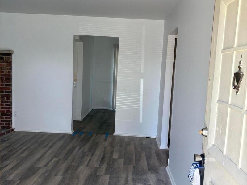 3036 Wadsworth Court, Columbus, OH 43232 Photo 2