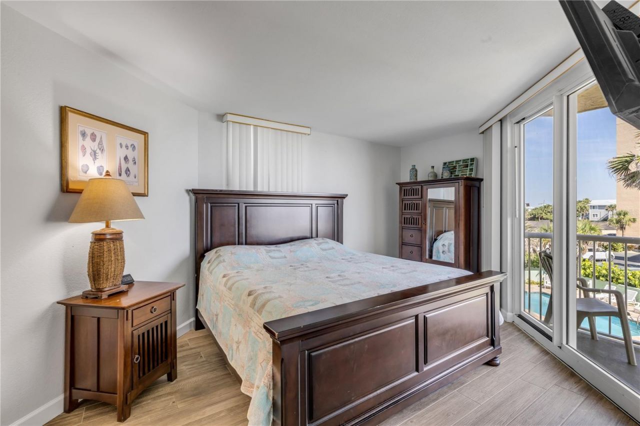 425 S Atlantic Avenue, Unit 304, New Smyrna Beach, FL 32169 Photo