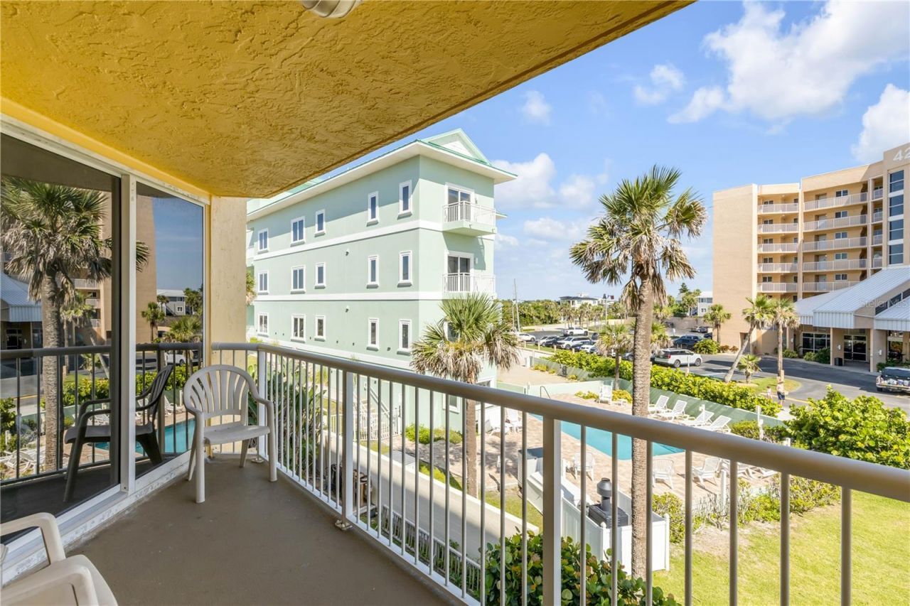425 S Atlantic Avenue, Unit 304, New Smyrna Beach, FL 32169 Photo
