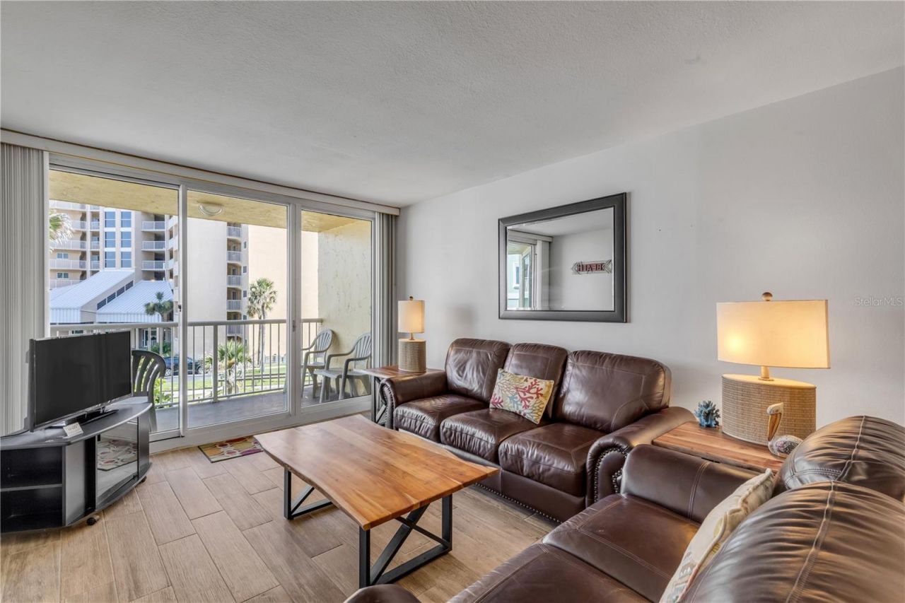 425 S Atlantic Avenue, Unit 304, New Smyrna Beach, FL 32169 Photo