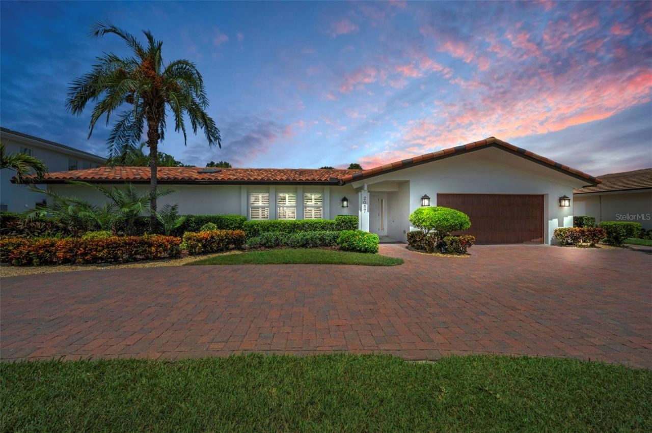 2057 Kansas Avenue Ne, Saint Petersburg, FL 33703 Photo