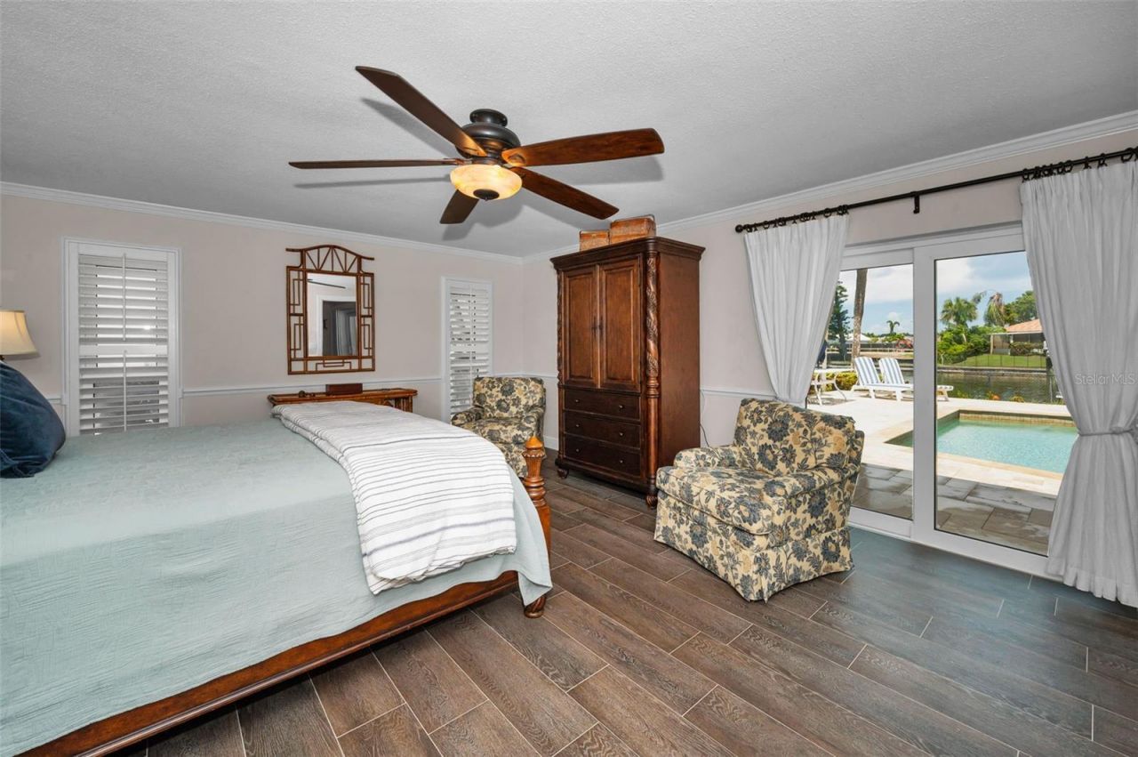 2057 Kansas Avenue Ne, Saint Petersburg, FL 33703 Photo