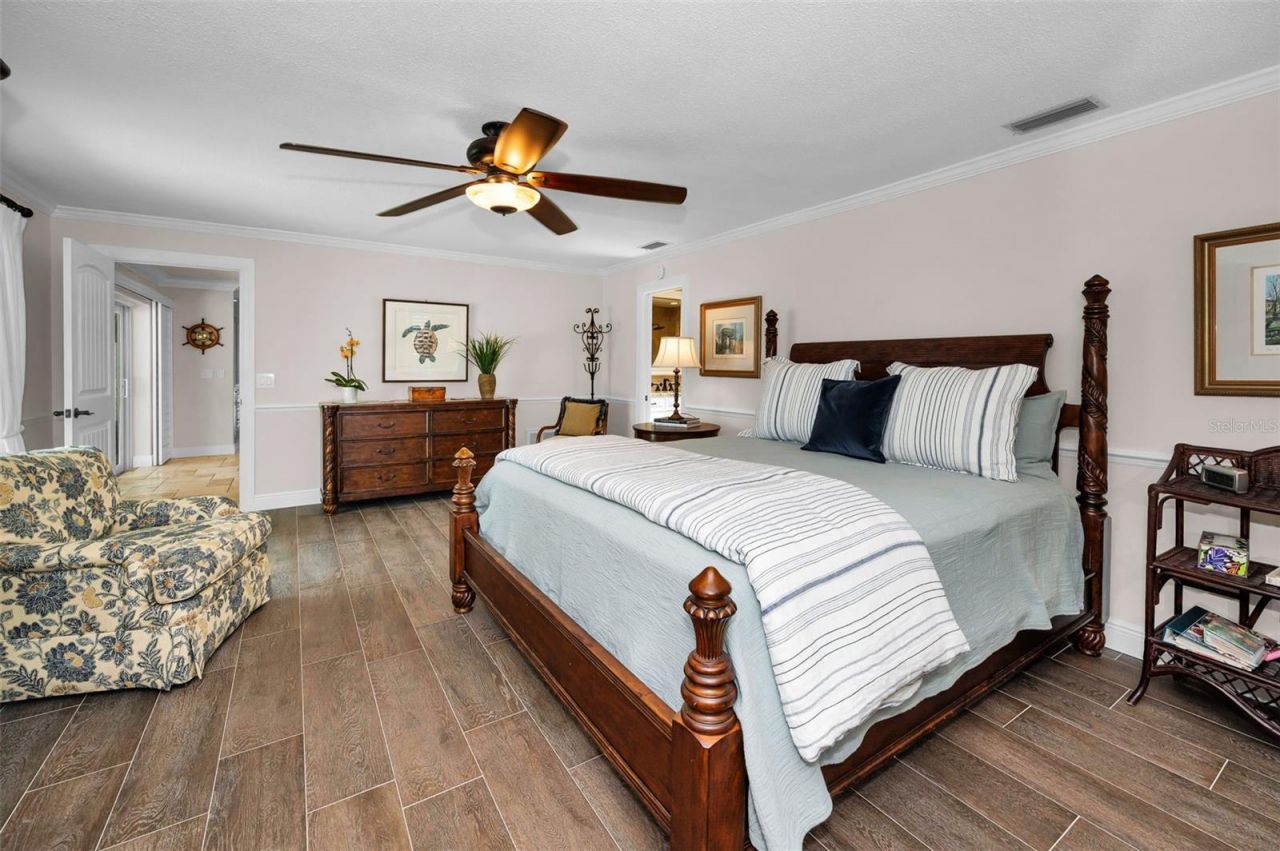 2057 Kansas Avenue Ne, Saint Petersburg, FL 33703 Photo