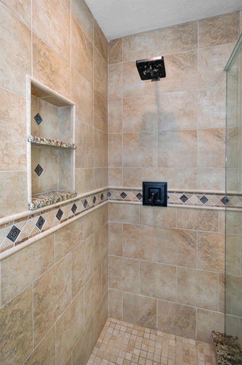 2057 Kansas Avenue Ne, Saint Petersburg, FL 33703 Photo