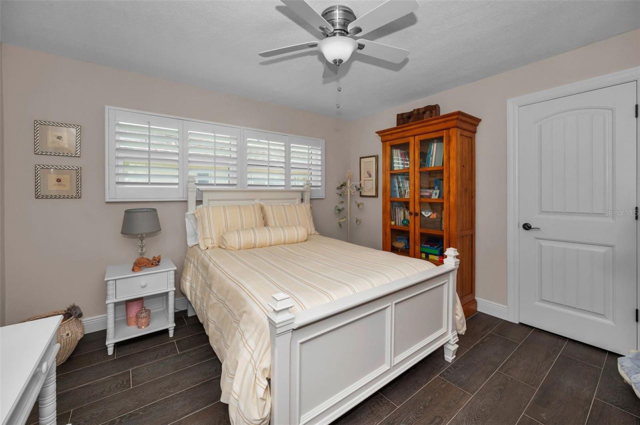 2057 Kansas Avenue Ne, Saint Petersburg, FL 33703 Photo