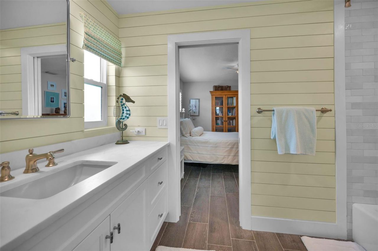 2057 Kansas Avenue Ne, Saint Petersburg, FL 33703 Photo