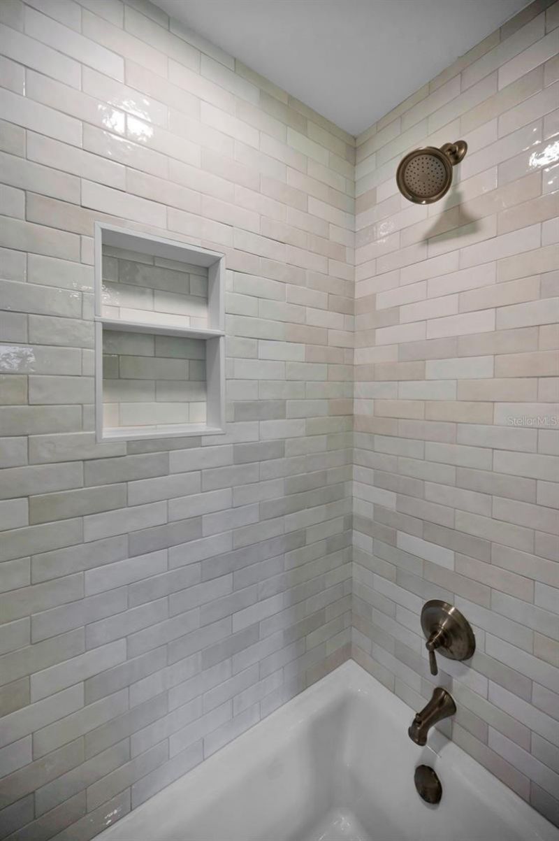 2057 Kansas Avenue Ne, Saint Petersburg, FL 33703 Photo