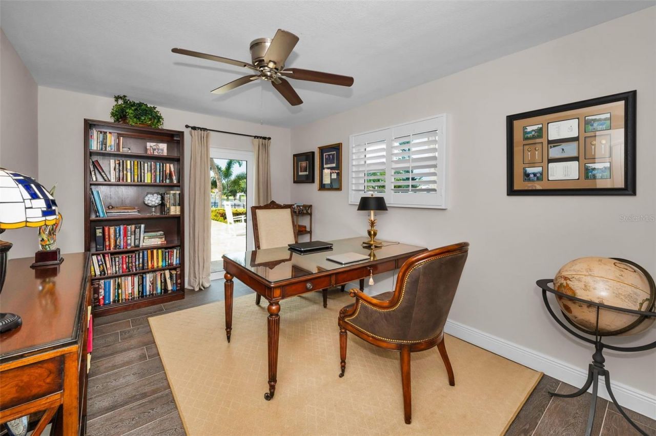 2057 Kansas Avenue Ne, Saint Petersburg, FL 33703 Photo